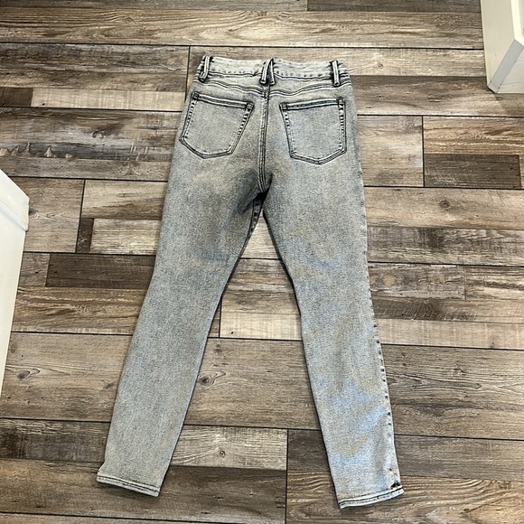Good American Women's Gray Jeans - Picture 2 of 4